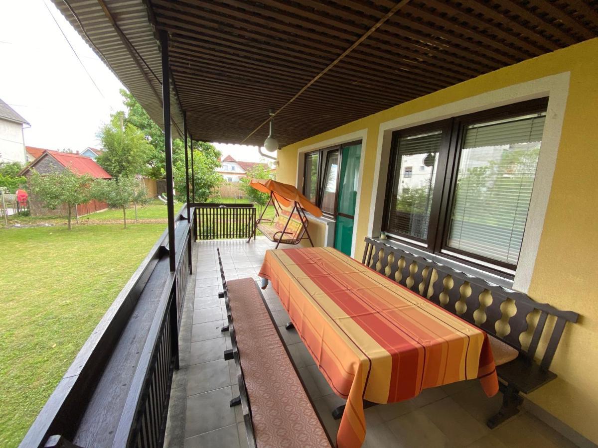 Gyoengyvirag Apartman Lenti Extérieur photo