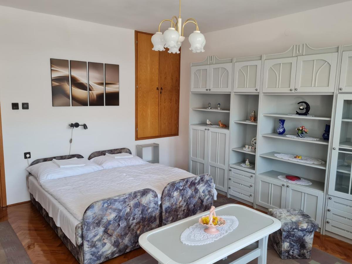 Gyoengyvirag Apartman Lenti Extérieur photo