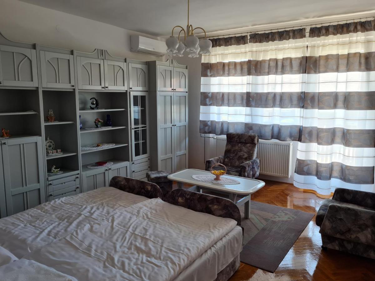 Gyoengyvirag Apartman Lenti Extérieur photo