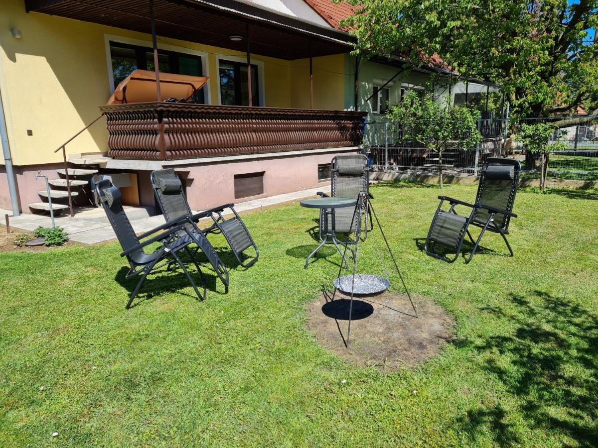 Gyoengyvirag Apartman Lenti Extérieur photo