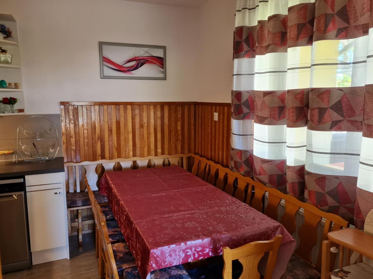 Gyoengyvirag Apartman Lenti Extérieur photo